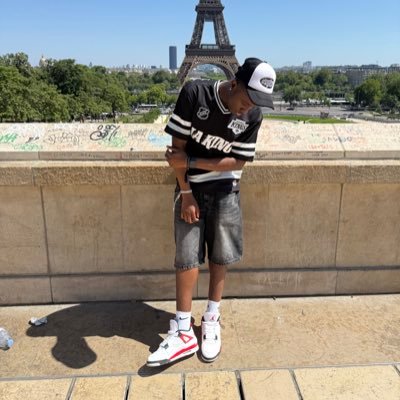 SmzPrv's profile picture. 