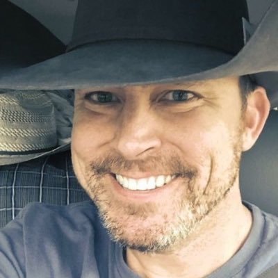 Host, The Chad Prather Show and Dear America podcasts. Humorist. Musician. Entrepreneur. Jenius!