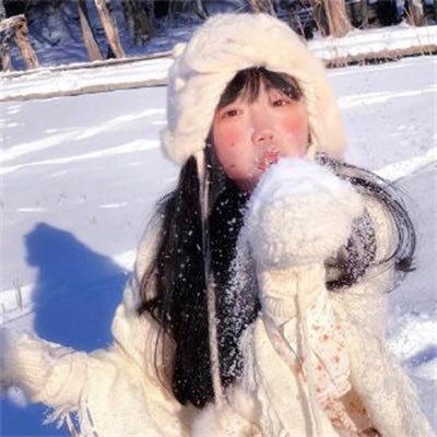 一人で日本にいて、私が好きで私のLINEを追加することができます:https://t.co/fVmdJp2dgG