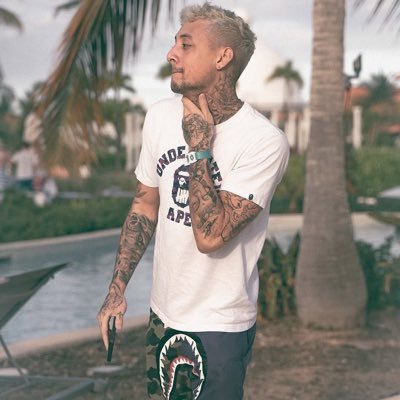 bryan72y's profile picture. 🕊|𝙂𝙤𝙙 𝙛𝙞𝙧𝙨𝙩 💵|𝙛𝙤𝙧𝙚𝙫𝙚𝙧 𝙞𝙣 𝙥𝙧𝙤𝙛𝙞𝙩𝙨  📊  𝐂ཽ𝐄ཽ𝐎ཽ📈