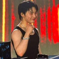 innie愛 KARMA (@nnyayiny) 's Twitter Profile
