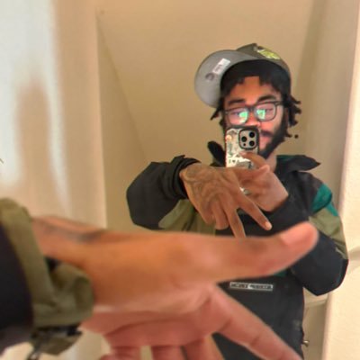 OmgItsReef's profile picture. 1 Of None