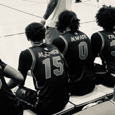 2026🎓 JACKSONVILLE HIGH🔴⚪️🏀 3.57 GPA (unweighted)📖 6’3 G/WING⚖️165LBS AAU➡️FRONTLINE217 #AGTG✝️ 📲217-408-6480 masentyreejohnson@gmail.com