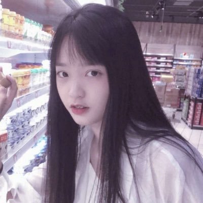 一人で日本にいて、私が好きで私のLINEを追加することができます:https://t.co/kk3bYgNid1