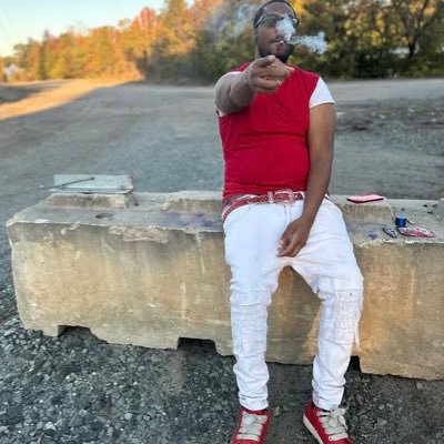 25👍Rip grandma rip grandpa rip uncle Eddie rip Uncle Sam 🕊️