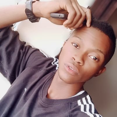 Fitness Fanatic 🏵️ Capturing moments in pixels