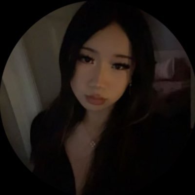 valerieromero08's profile picture. 