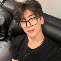 aki (@aihir0_) 's Twitter Profile
