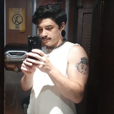 He/Him
Survival Horror obsessed political commentator, i stream sometimes
https://t.co/qmjqttS5cq