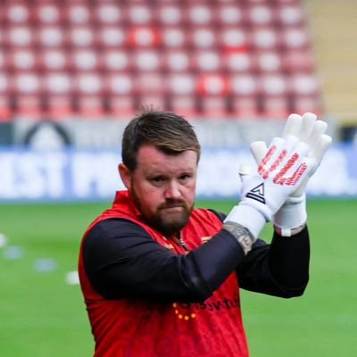 UEFA B GK coach. Looking for new coaching opportunities !!!! Former Partick Thistle woman's 1st team GK coach.
