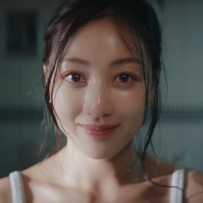 트와이스, 9 or none🩵💚🩷💜💛🩵🤍❤️💙