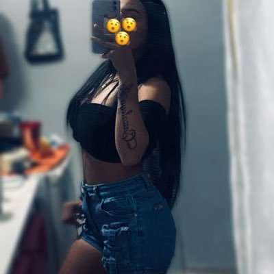 Barranquillera enamorada de Curazao🇨🇼❤️🔥.. del 10 veces campeón❤️🤍. MÁS ALLÁ DEL RESULTADO🇦🇹 Cattaleya Brieva Alcocer.💘👧🏻
