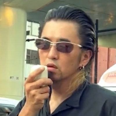 半田ユウジ。またしてもアカウントやられました。 こっちは政治や思想的な事をメインに書きます。