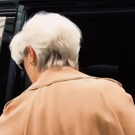 — mirandy • dxb • inhun ♡˖
nw: the golden girls