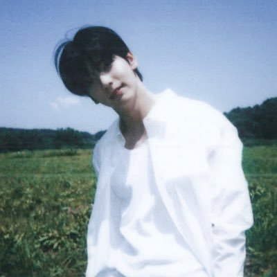 Seraphyie's profile picture. ― my ult love ♡ 𝙨𝙤𝙤𝙗𝙞𝙣 › . . . › those responsible for showing me the happy sides of my life, for never giving up on me, for making : #투모로우바이투게더 🌟