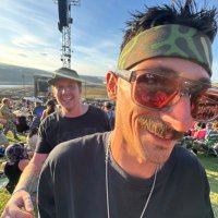 Left Handed Bandit (@_trawww) 's Twitter Profile