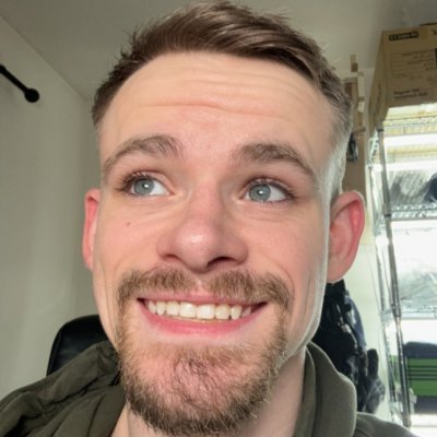 CallofDuty Content Creator / Grinding for @KARNAGEclan 🔴⚫️⚪️🟡 #KRNGSweatyMop #UnleashTheKARNAGE
Graphics - https://t.co/GtYi0NbMek
businesssweatymop@gmail.com