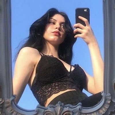 Scarlett 🫧 Profile