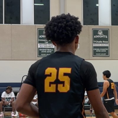 Jack Yates High School Guard/Wing
|LBD Select New Balance|
c/o 2026| 6’3