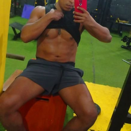 AmadeocF90783's profile picture. Pasivo gym culonazo aguantador lampiño
Amante de grandes vergas lecheras
toda coordinación por DM.
Cuenta alterna @rasecO23
