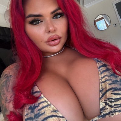Overstimulated and underdressed 🖤 One half of @Essexcouplejl 👇🏽NO PPV EVER $3👇🏽