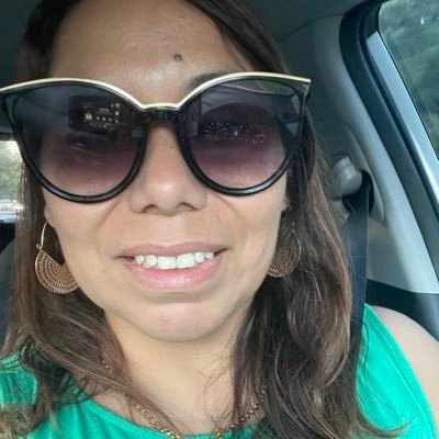 Boy Mom, Bilingual. VBCPS ESL Teacher. Opinions are my own.