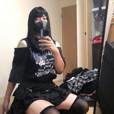 monchan666777's profile picture. コミュ障気味の高身長マスク女装。たぶんAGです。性自認は男だけど結構無理しないと男らしくは居られない。週末は低浮上。緩くダイエット中でBMI 22を目指す。
おブスだからマスクは取りません。
そんな僕でもいい人は仲良くしてね。
基本女装さんはフォロバしま～す。
X以外の活動は下のリンクから飛んでね。