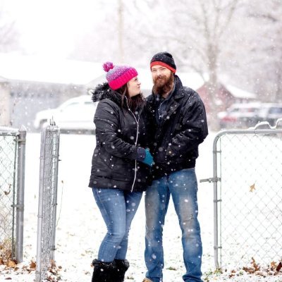 MelNege's profile picture. 