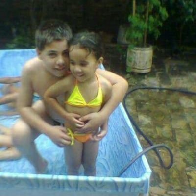 con M de me quiero matar