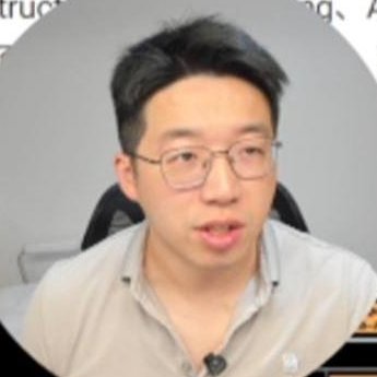 400yk's profile picture. AI startup research
Build in public
One-click translate your slide into any language!