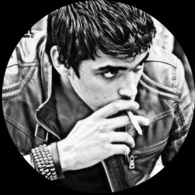 bnain9944's profile picture. انسان نزيه واحب النزيه حتى و لو كان عدوي 🇶🇦🤍