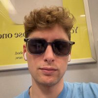 Ollie Baba (@manilowoliver) 's Twitter Profile