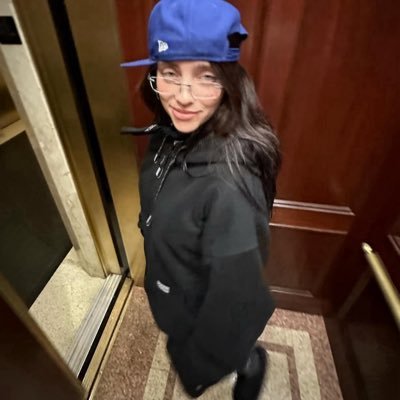 EILISHSATELLITE's profile picture. #BILLIE: #1 everybody dies fan