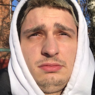 prostoromaa's profile picture. Скромный мальчик, любящий медведей 🐻 ТЕЛЕГА: prostoromaa 💅🏼💅🏼