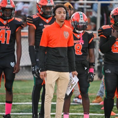 YvngJtd05's profile picture. Special Teams Coordinator at THEEE George Washington Carver High School