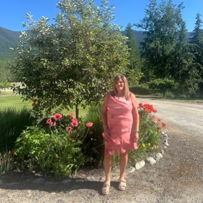 Konamarie65's profile picture. 