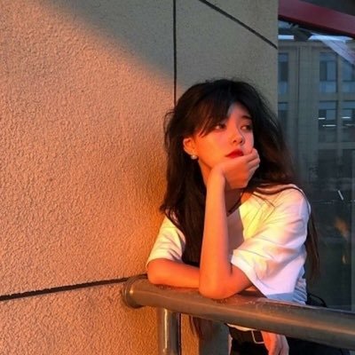 D82u52Se7kMIA5K's profile picture. 