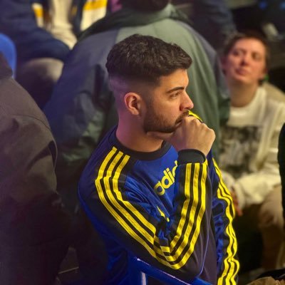 Futbol, birra, viajar y musica. Todo lo anterior de nuevo.