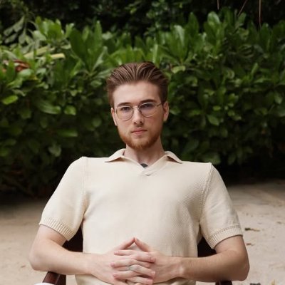 14M users. 10 years in Design.
Building @ubernatural – the first full stack AI Design Studio