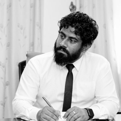 hanyfu's profile picture. Senior Political Director @MoHmv | Former Senior Administrator @bilehdhoohc | Member of @pnc_secretariat 🇲🇻