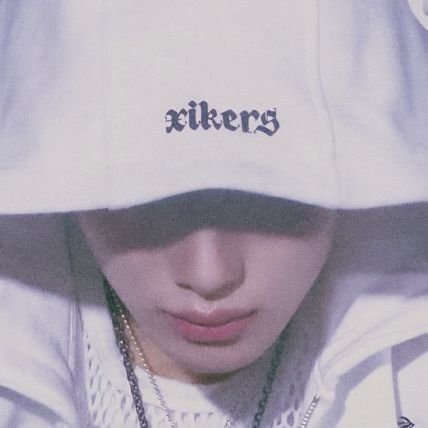 β§ π© π π€ π live my life so ICONIC Profile
