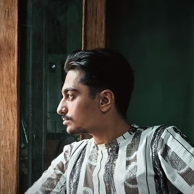 Amirzzx's profile picture. There is nothing cool about me 🐋