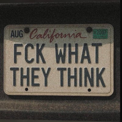 luna_crypto001's profile picture. 