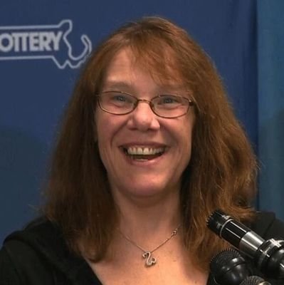 I'm Mavis wanczyk the winner of the of $758.000.000 jackpot Powerball lottery.I'm reaching people in need