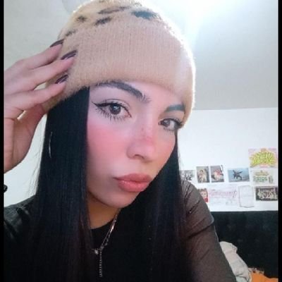 oricastagnaro's profile picture. Libriana♎
Amante de los 🐱
Lic.Psicopedagia ✨

https://t.co/QSOlzdeS2Q