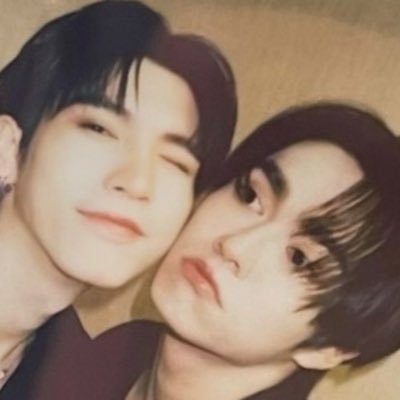 sla2222520's profile picture. Fã de bl sim e com muito orgulho