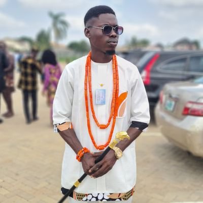 _wolexyno's profile picture. A phone & System technician. Chelsea fan. 30BG... Love Davido as a persom and as an artist. Dark skin guy with a good and pure heart. Reasonable and loving.