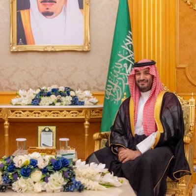 بكالوريوس في القانون العام ⚖️ l مهتم في المجال القانوني للاستشارات التواصل على الخاص I متيم @AlShababSaudiFC