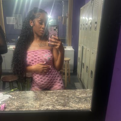 YOUR FAV PETITE PRINCESS 👸 PATIENCE AND PROGRESS 💰 ONLY TWITTER ; NO IG 🥲 DANCER & CONTENT CREATOR 🤪