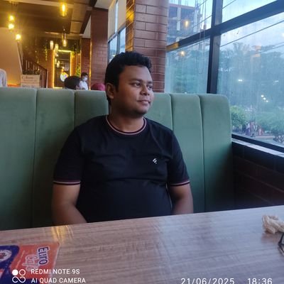 Alhamdulillah
Book 📚 Lover |
Student from 🇧🇩|
Diehard Cricket Fan🏏|
Crazy Football Fan⚽